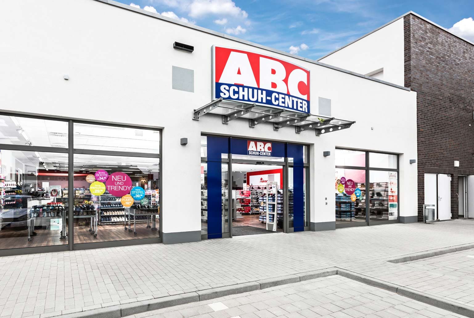 Eine ABC Schuh Center Filiale von außen in Walsrode