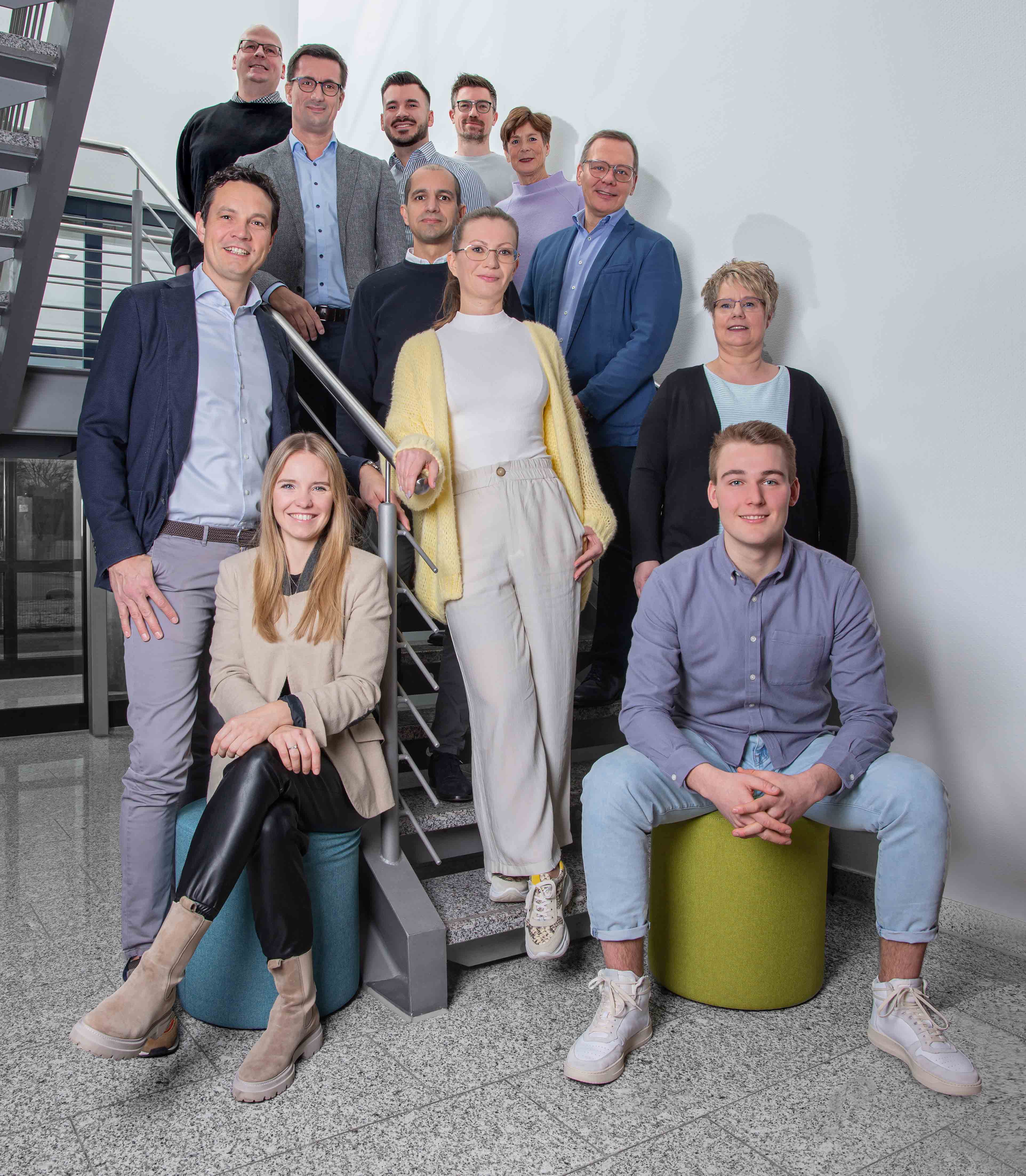 Kienast Mitarbeiter:innen in der Firmenzentrale